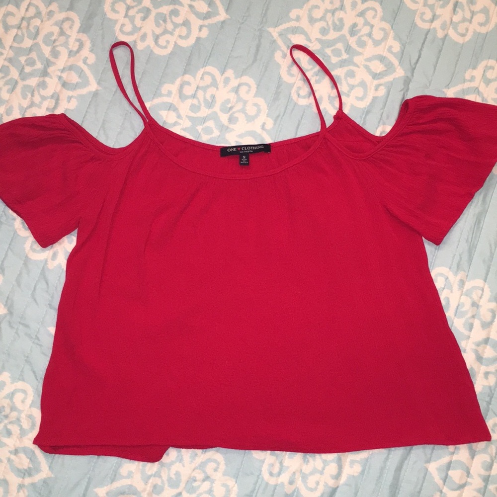cold shoulder top